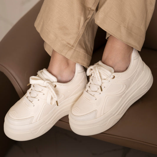 Tenis plataforma beige ANTONELLA | Calzaristy – Comodidad, altura y estilo para mujer