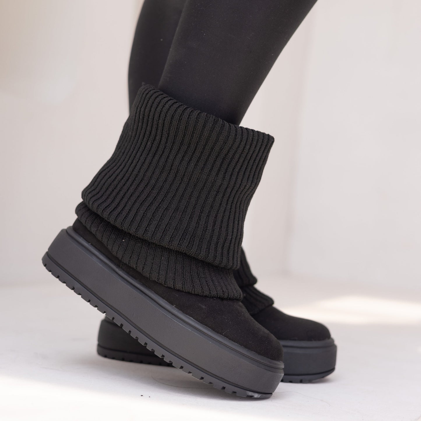 Botas LONDON Negro – Botines tipo media para mujer | CalzAristy