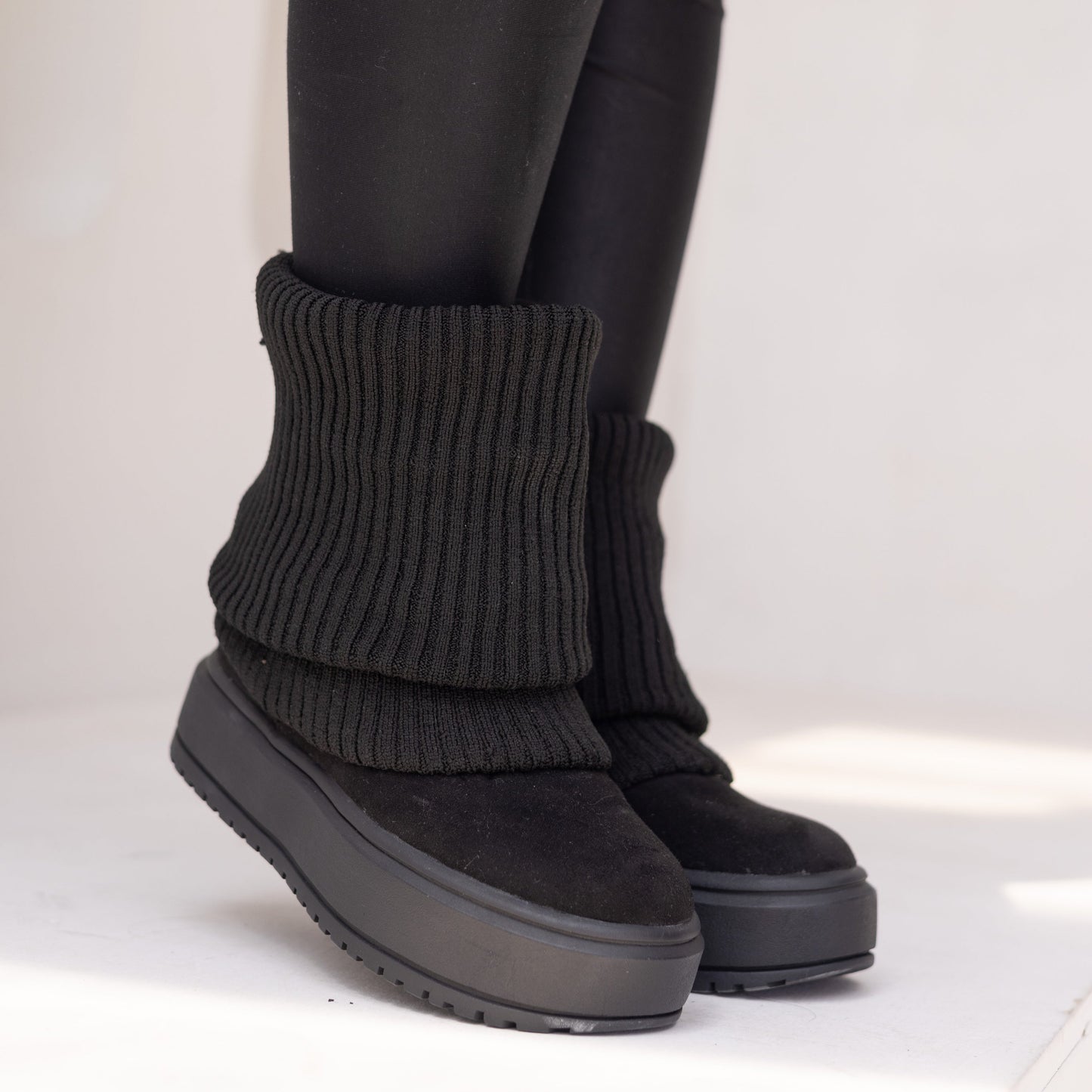 Botas LONDON Negro – Botines tipo media para mujer | CalzAristy
