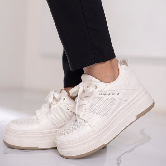 Tenis plataforma beige CAROL | Calzaristy – Estilo, altura y confort para mujer