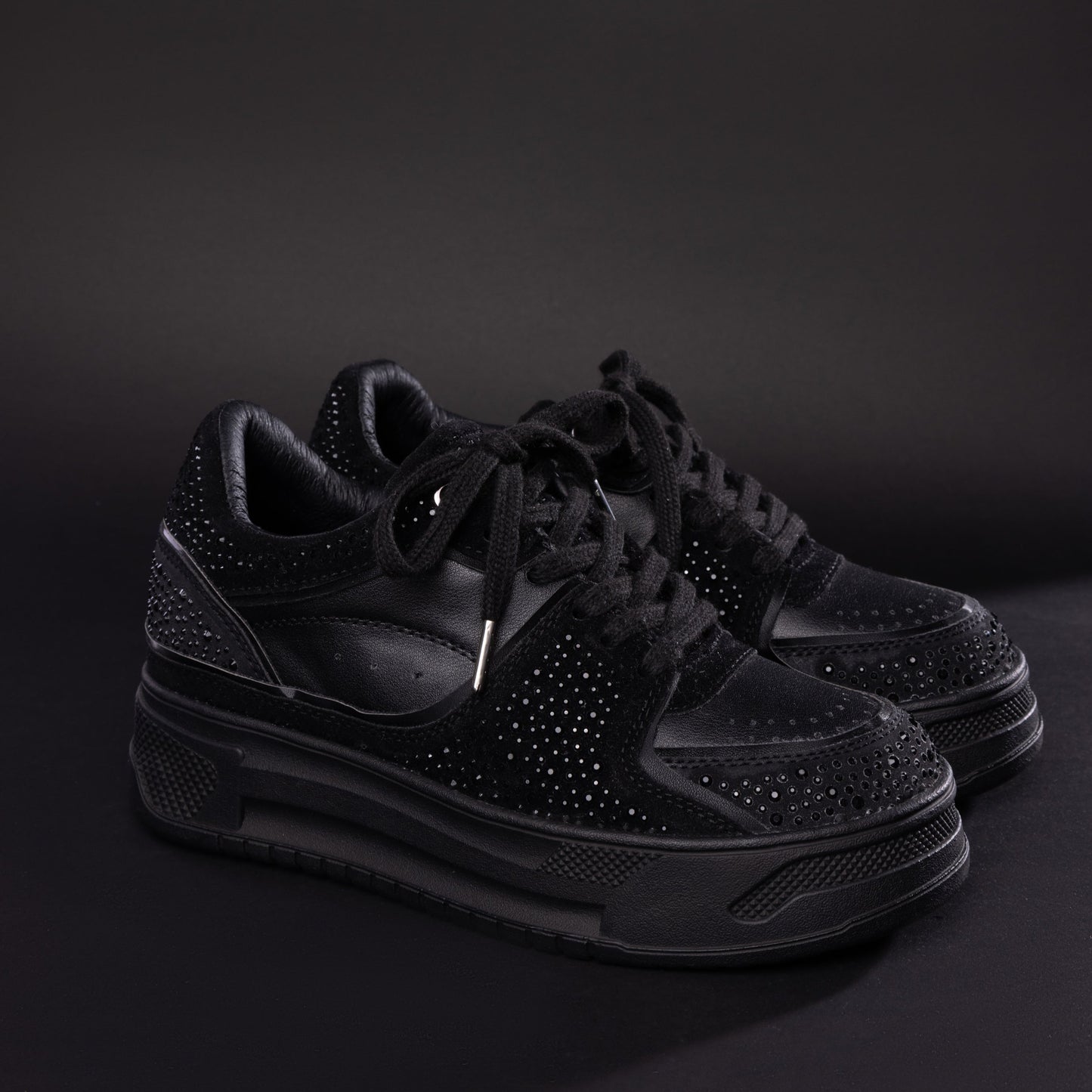 Zapatos De Mujer CalzAristy GLAM Negro – Brillo y Poder en Cada Paso
