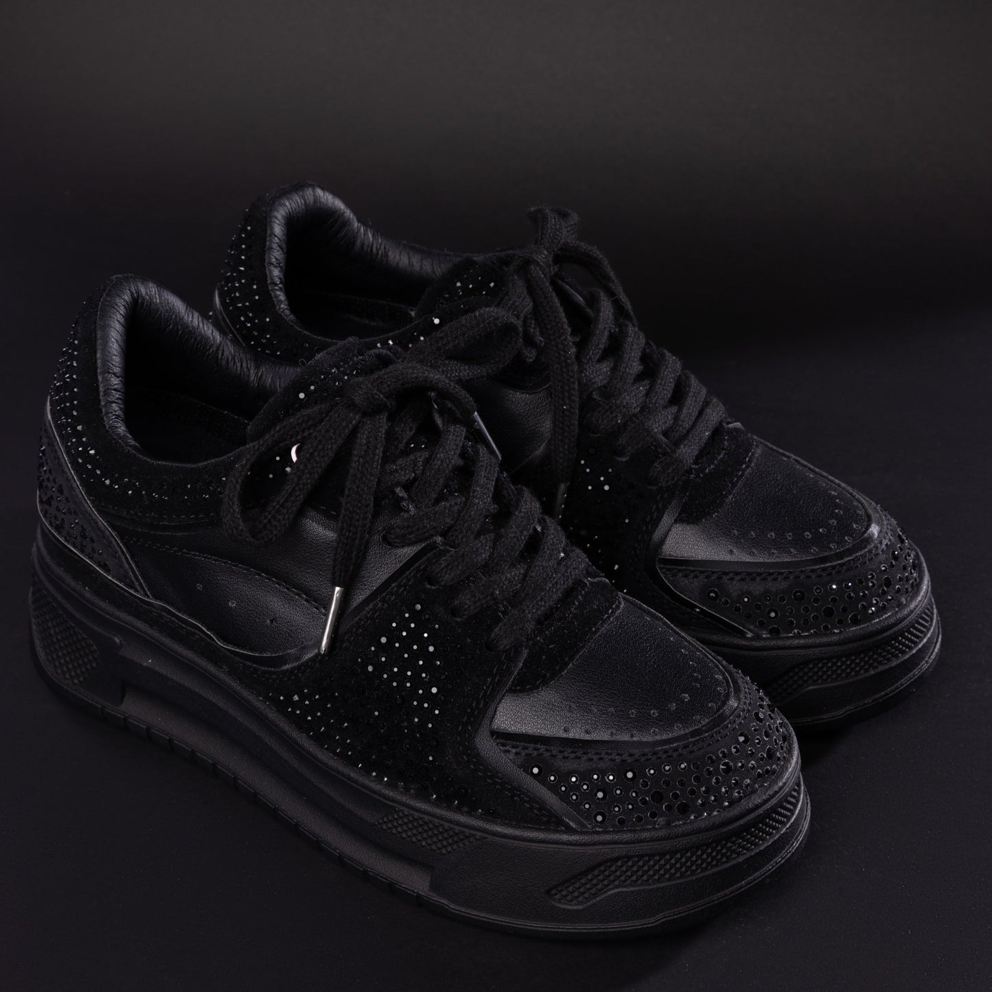 Zapatos De Mujer CalzAristy GLAM Negro – Brillo y Poder en Cada Paso