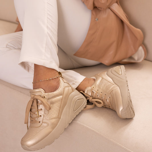 Tenis casuales en colores metalizados REGINA Champagne