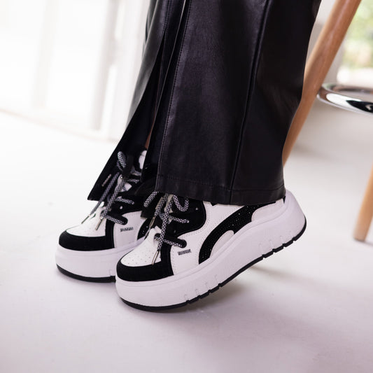 Tenis casuales con doble cordón y detalles sutiles de brillo EMILIA-2 Blanco con negro
