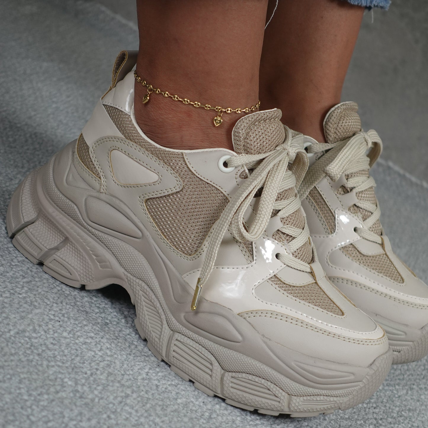 Tenis casuales tipo chunky con altura Luna