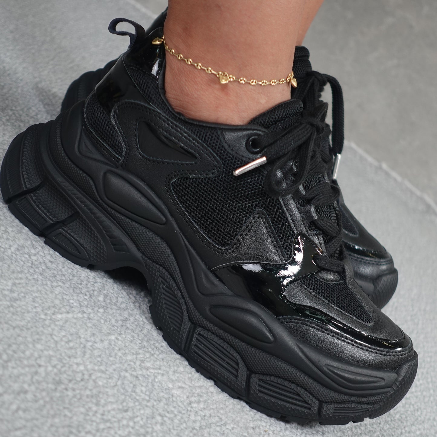 Tenis casuales tipo chunky con altura Luna