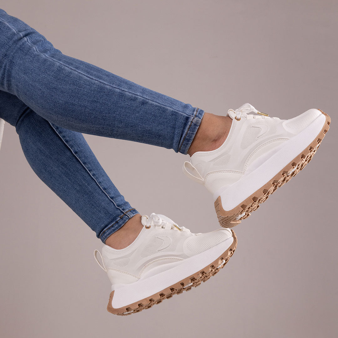 Zapatos De Mujer CalzAristy EMMA Blanco – Estilo Deportivo con Luz Propia