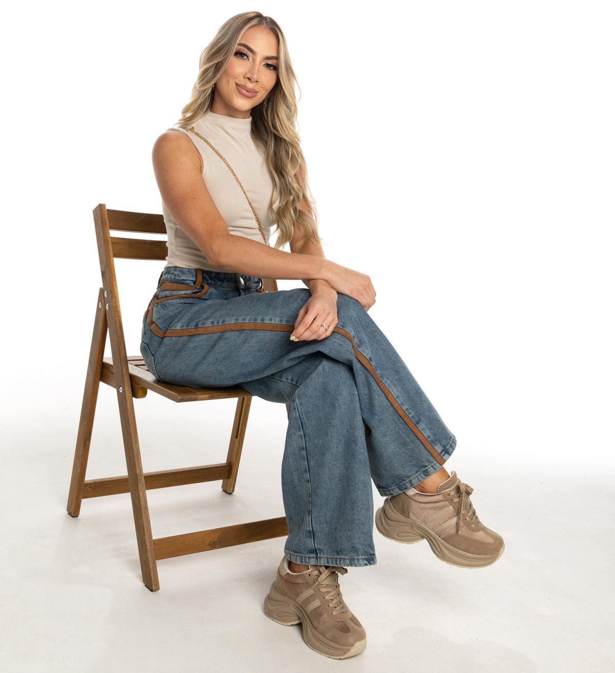 Tenis Antonia color Camel Chunky con Plataforma|CalzAristy