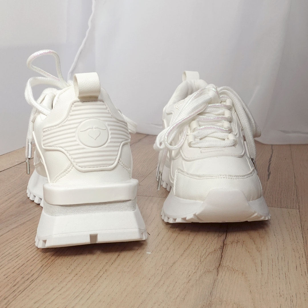 Zapatos De Mujer CalzAristy MAE Blanco – Minimalismo que Impone Estilo