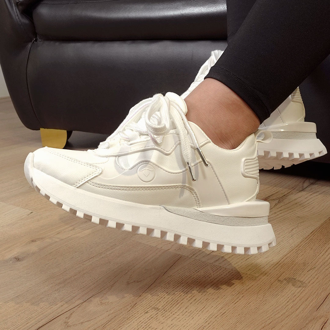 Zapatos De Mujer CalzAristy MAE Blanco – Minimalismo que Impone Estilo