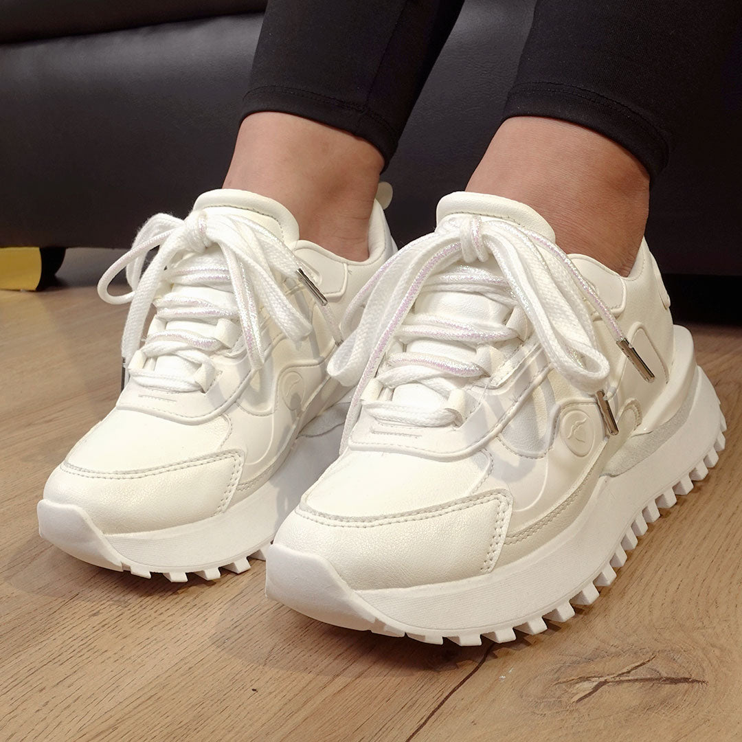 Zapatos De Mujer CalzAristy MAE Blanco – Minimalismo que Impone Estilo