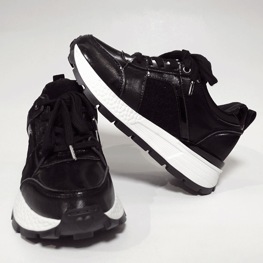 Zapatos De Mujer CalzAristy NICOLLE Negro – Estilo Deportivo con Toque Chic
