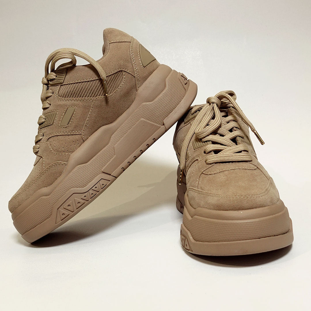 Zapatos De Mujer CalzAristy NILA Camel – Estilo Monocromático, Impacto Total