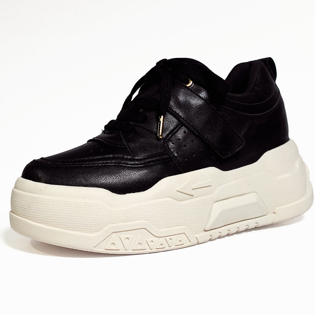 Zapatos De Mujer CalzAristy TESSA Negro – Poder Urbano y Sofisticación