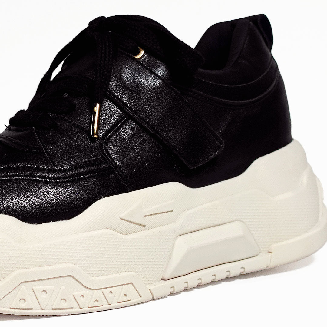 Zapatos De Mujer CalzAristy TESSA Negro – Poder Urbano y Sofisticación