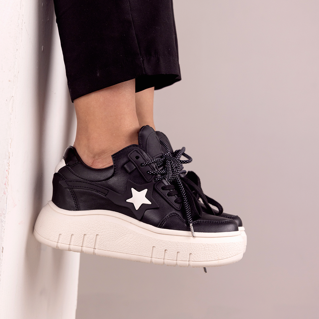 Zapatos De Mujer CalzAristy VIVIAN Negro – Estilo Urbano, Actitud Estelar