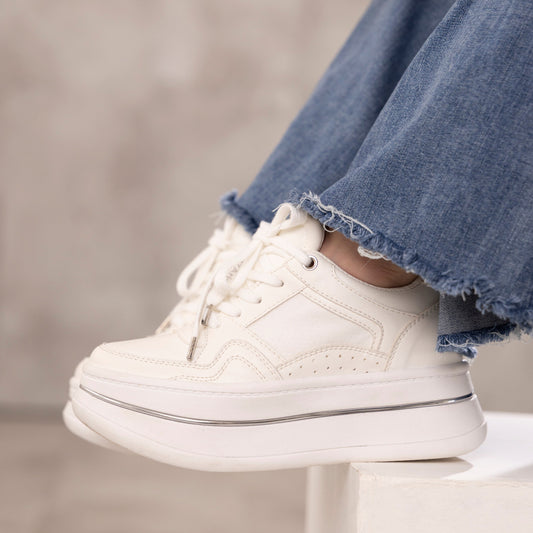 Tenis plataforma blancos MARTINA | Calzaristy – Comodidad y estilo moderno para mujer