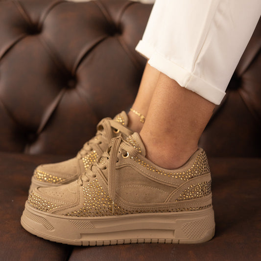 Zapatos De Mujer CalzAristy GLAM Camel – Brilla con Cada Paso