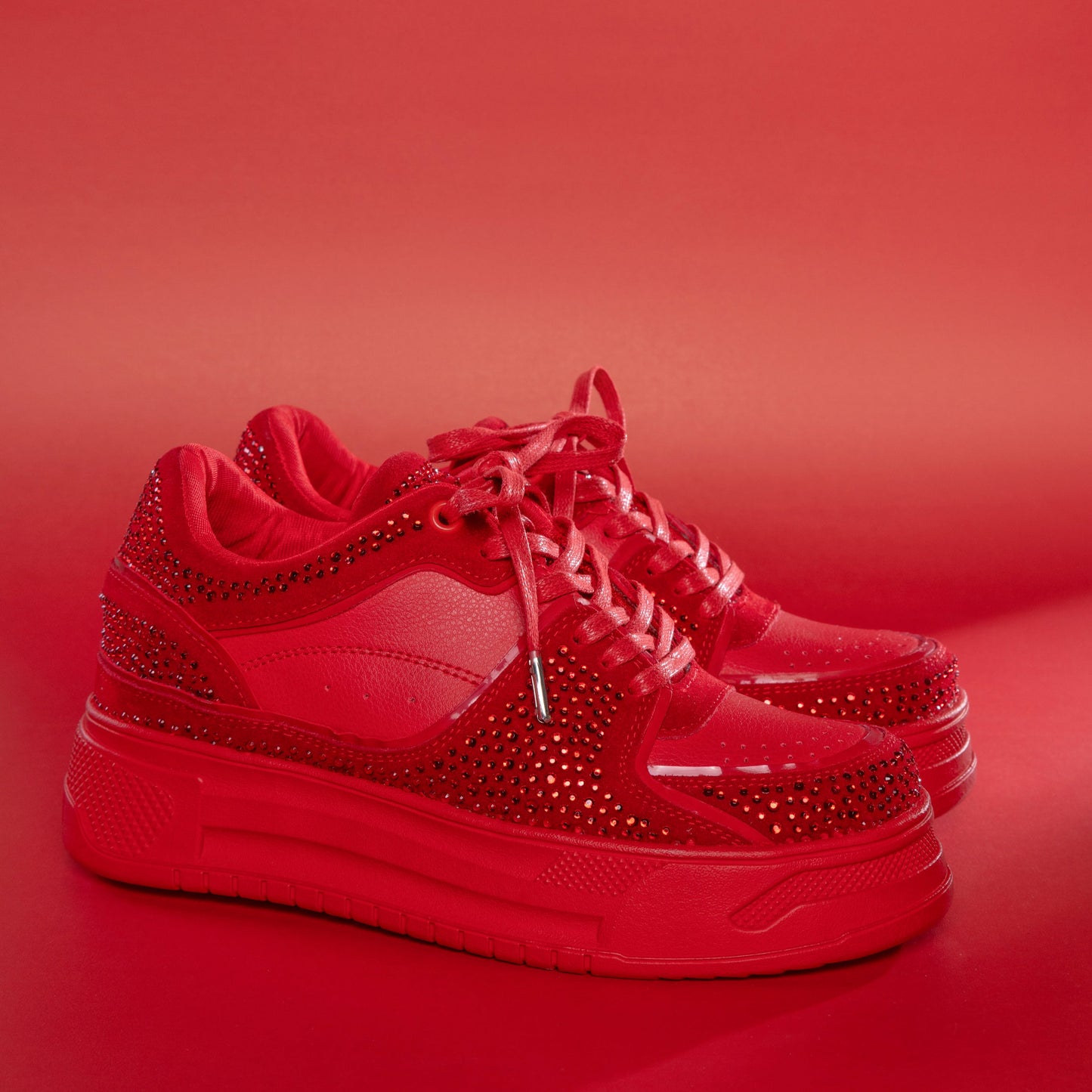 Zapatos De Mujer CalzAristy GLAM Rojo – Atrevidos y Brillantes como Tú