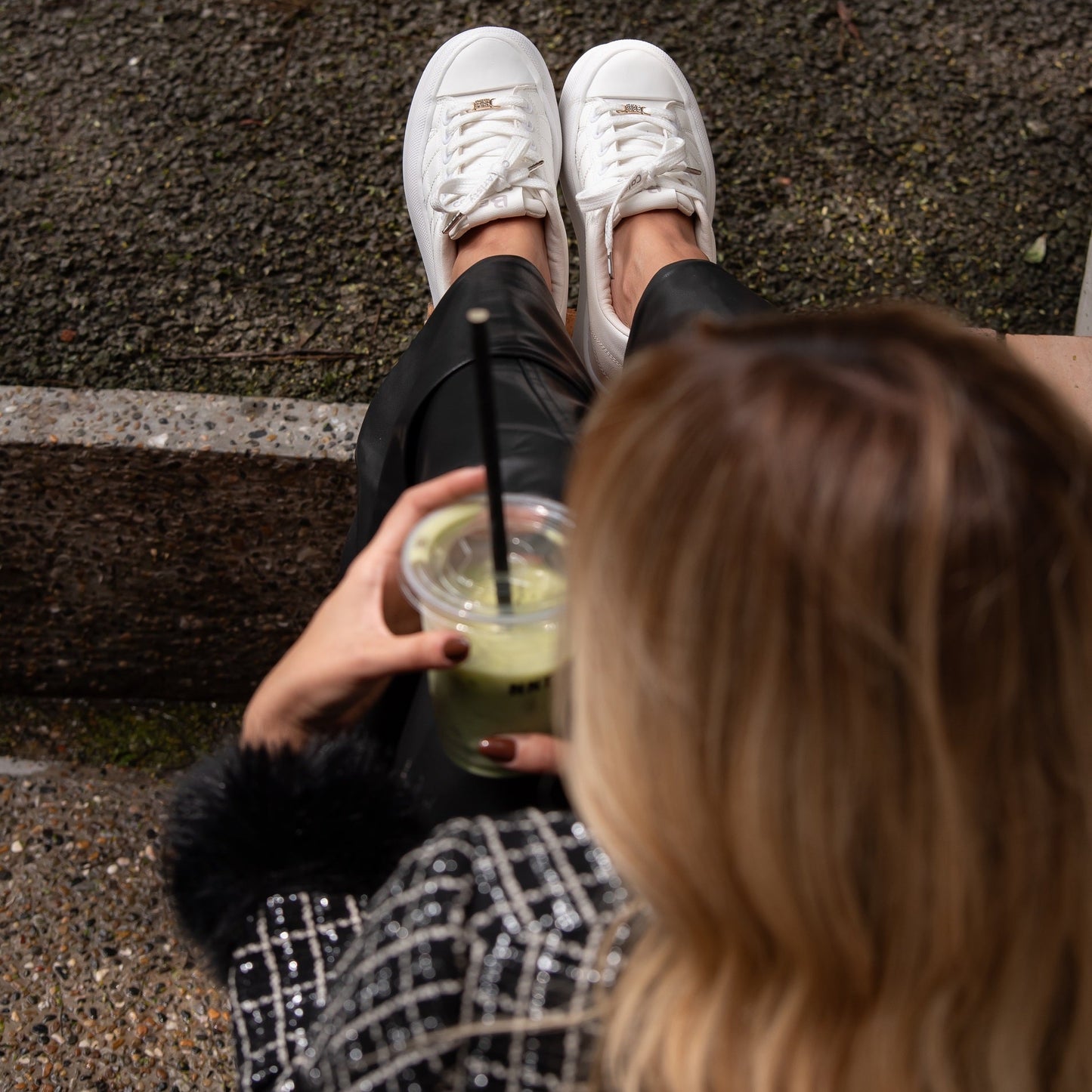 Tenis NÍA color blanco de Calzaristy – Plataforma ligera, diseño moderno y confort para todos los días