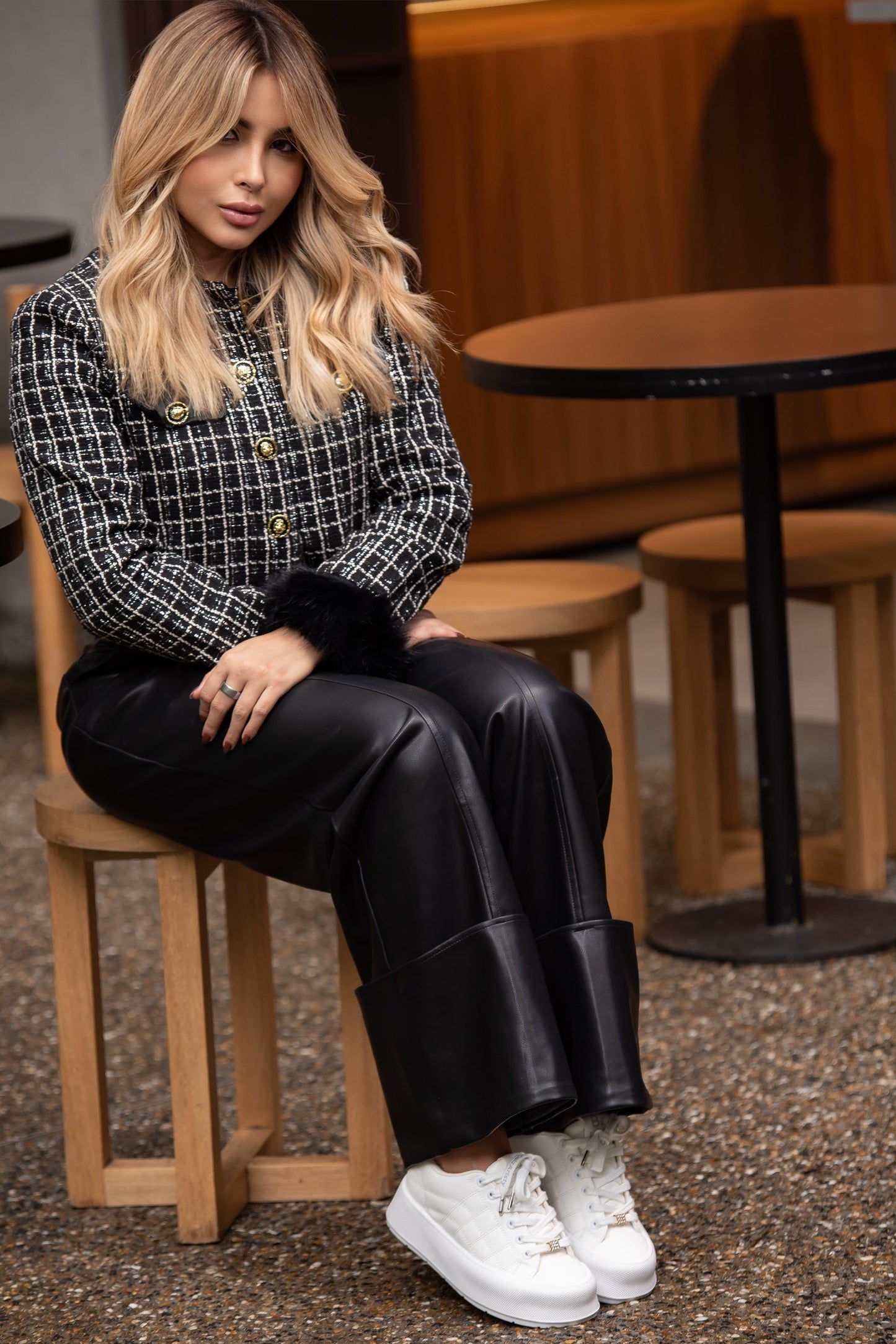 Tenis NÍA color blanco de Calzaristy – Plataforma ligera, diseño moderno y confort para todos los días