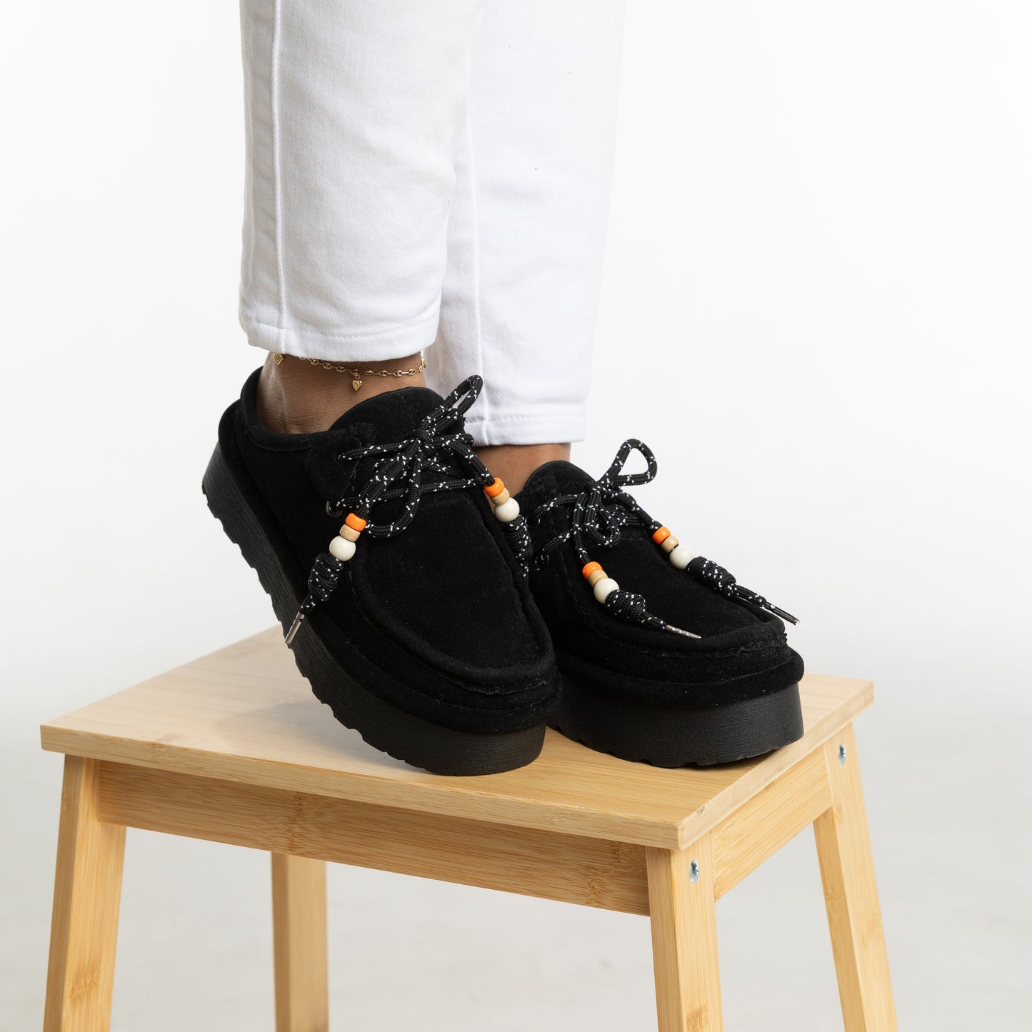 Suecos SABINA en carnaza Negro con suela chunky | Comodidad y estilo premium