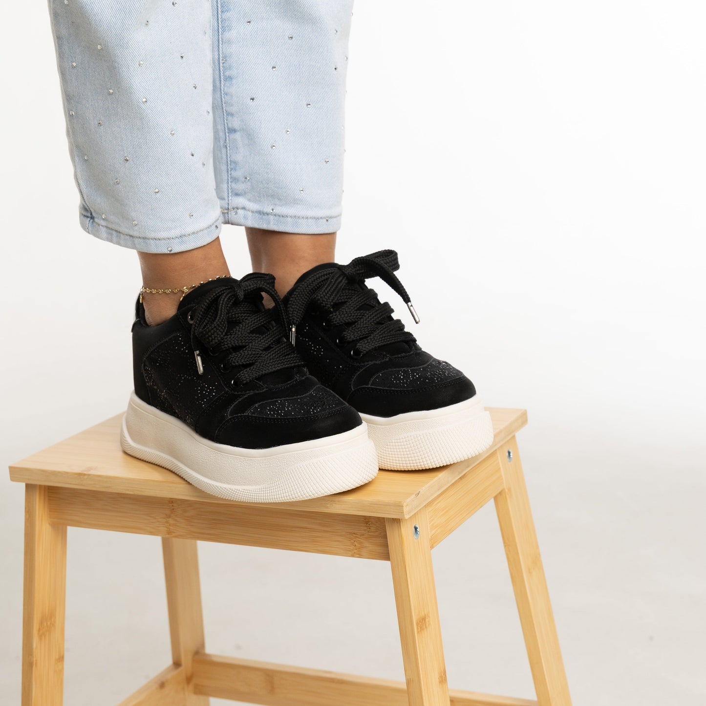 Tenis Plataforma ZOE Negro con Brillos | Calzado Urbano Mujer CalzAristy