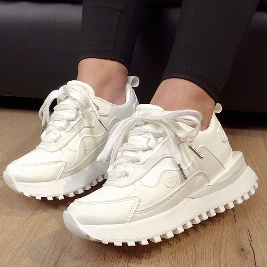 Zapatos De Mujer CalzAristy MAE Blanco – Minimalismo que Impone Estilo