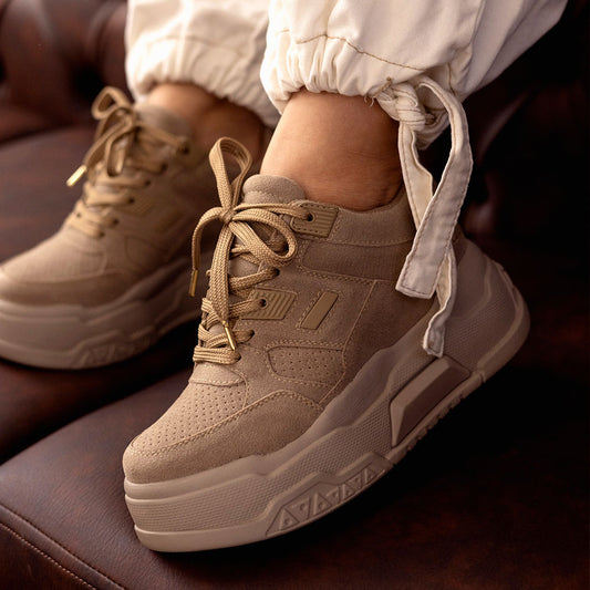 Zapatos De Mujer CalzAristy NILA Camel – Estilo Monocromático, Impacto Total