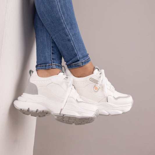 Tenis Blancos para Mujer ORIANA – CalzAristy | Comodidad y Estilo Urbano