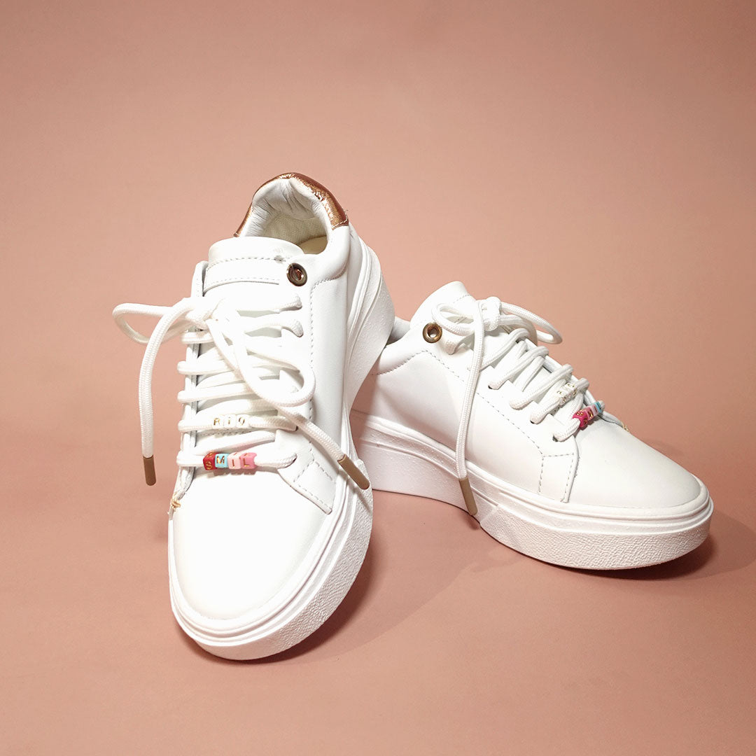 Zapatos De Mujer CalzAristy ZETA Blanco – Creatividad, Comodidad y Estilo Personalizado